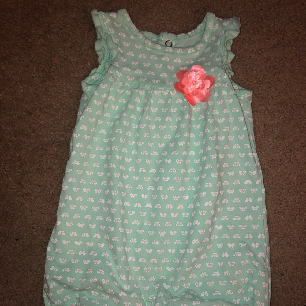 Cute summer baby girl’s onesie romper